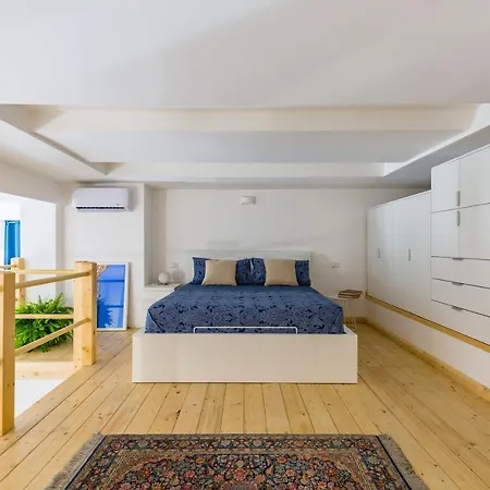 Naiva Appartement Napels